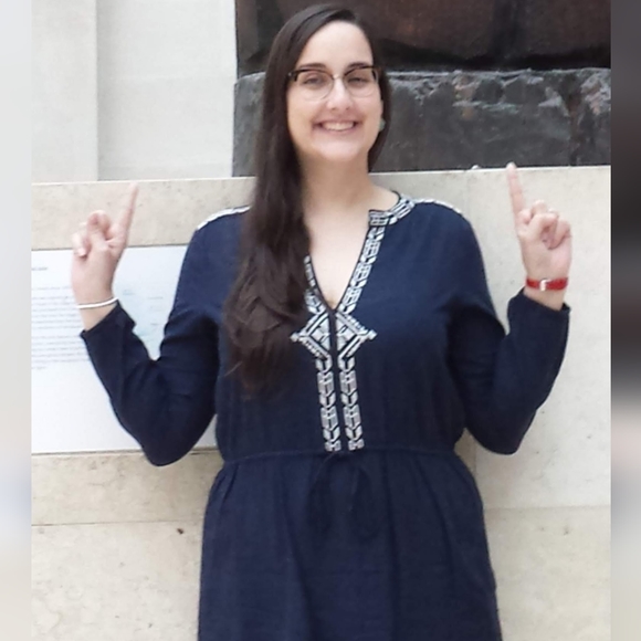 Gap navy blue tunic with white embroidery. US Medium. - Picture 8 of 8